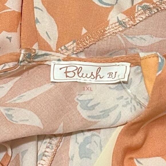 Blush BJ Boho Trendy Romper Peach Floral Shorts, Size 1XL or 16, NWOT - Picture 10 of 11
